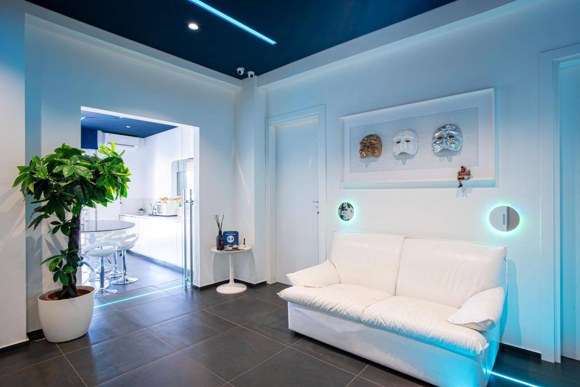 Skyhouse Beverello Napoli Bagian luar foto